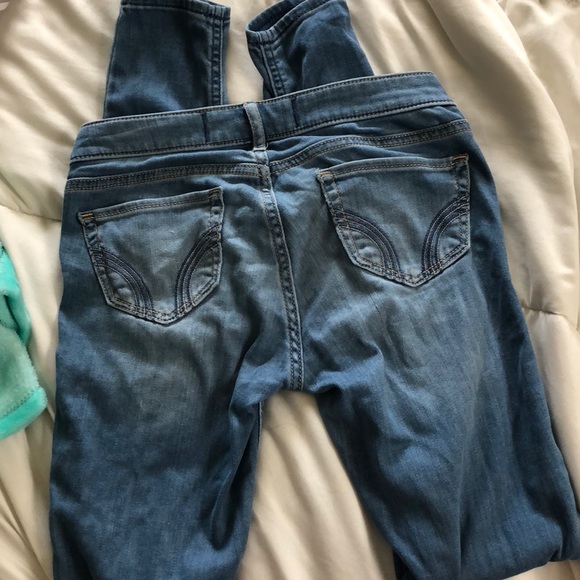 hollister jeans - Picture 3 of 3